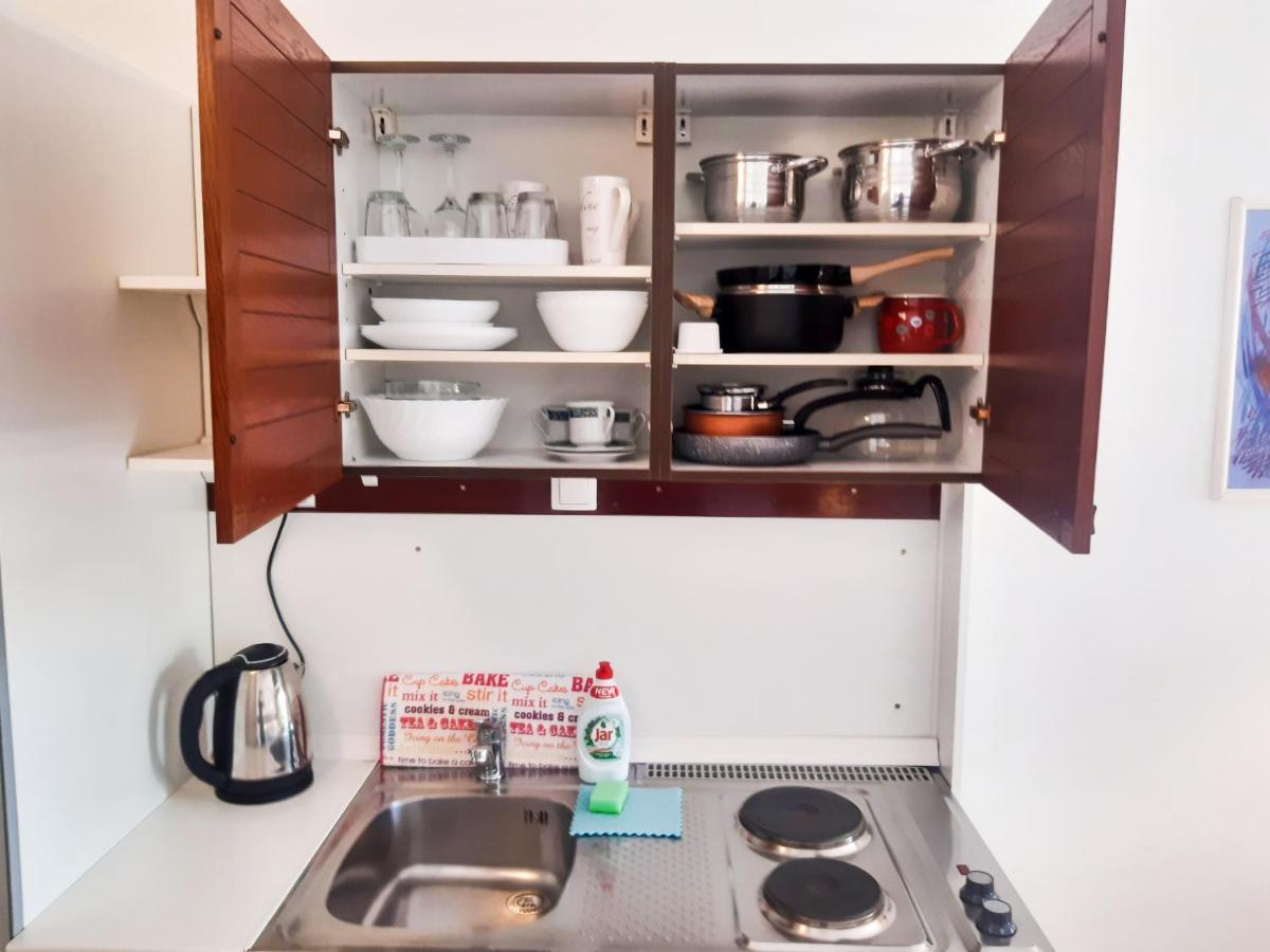 Apartmani Jutro Novalja Bagian luar foto