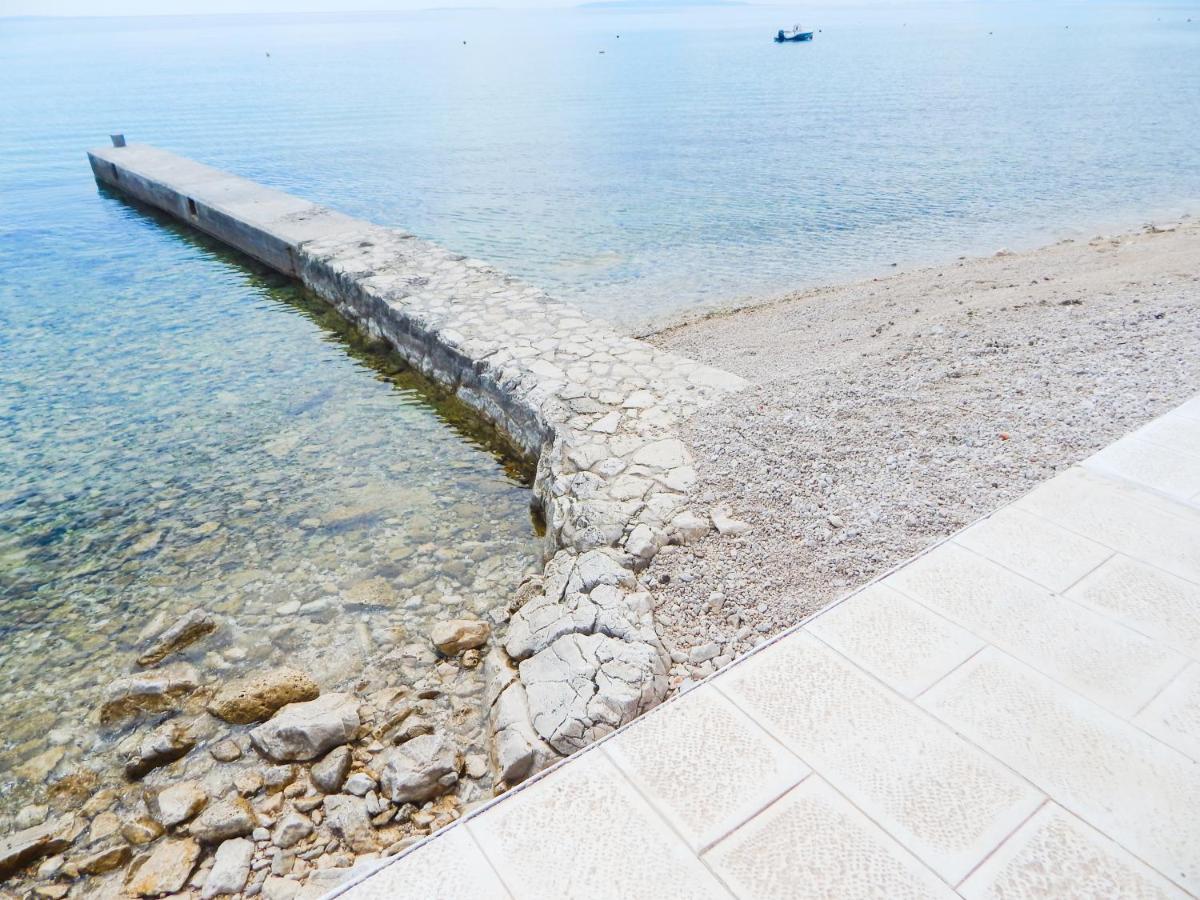 Apartmani Jutro Novalja Bagian luar foto