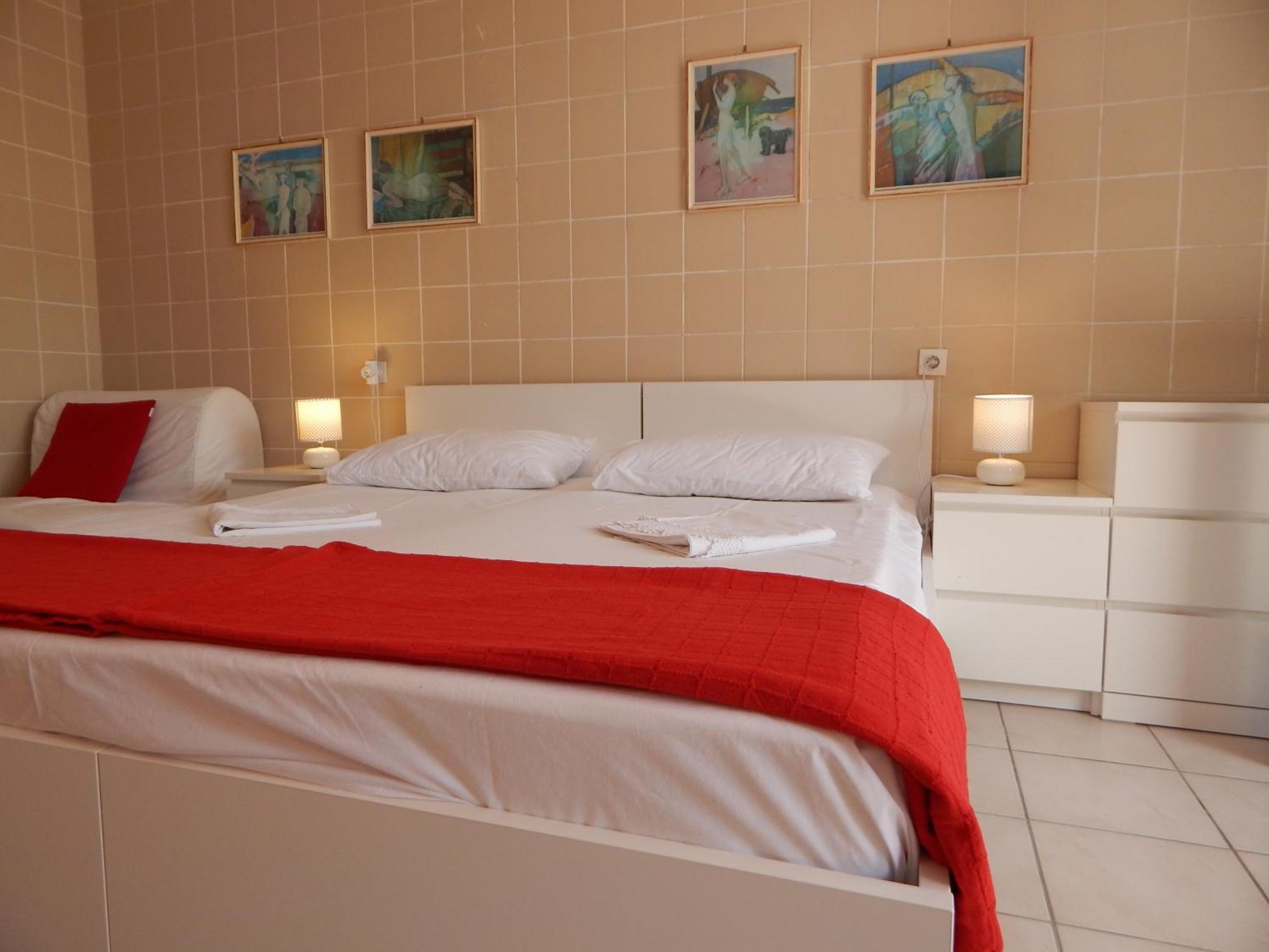 Apartmani Jutro Novalja Ruang foto