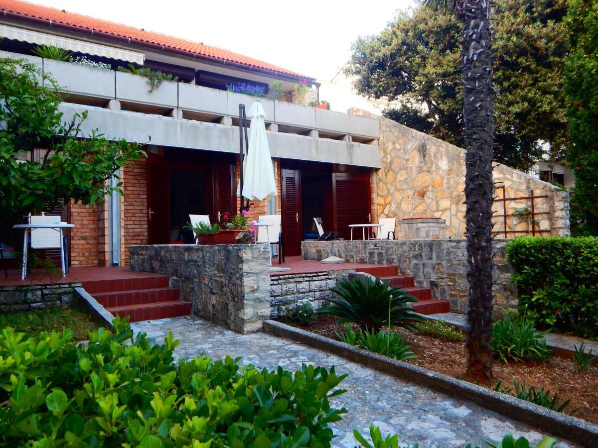 Apartmani Jutro Novalja Bagian luar foto